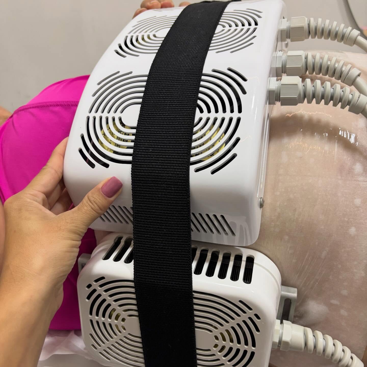 Tratamento de Criolipólise de Abdômen no Studio Linda Mulher em Pouso Alegre